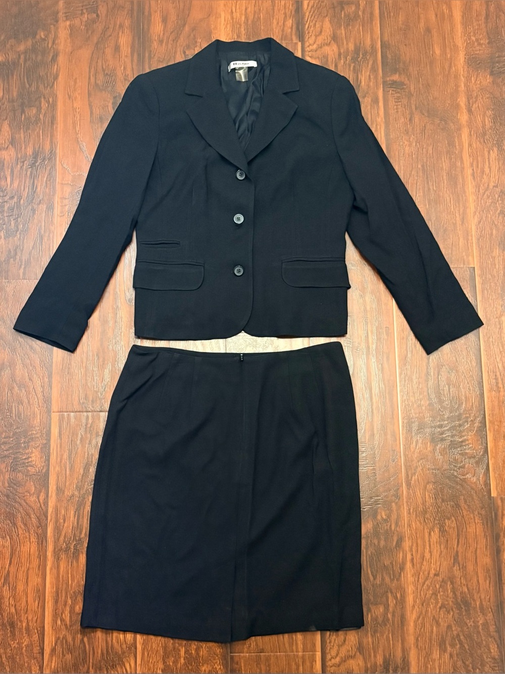 Nygard Collection Black Blazer & Skirt Suit Set Petite 12/10 Career Workwear